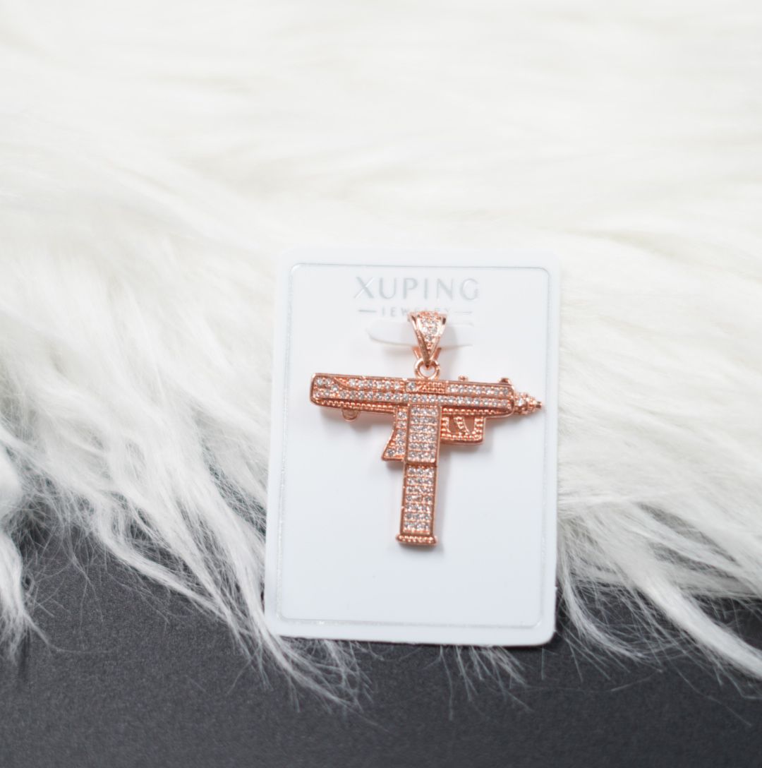 Miniatura 2 de DIJE PISTOLA UZI ROSADA PIEDRAS BLANCAS